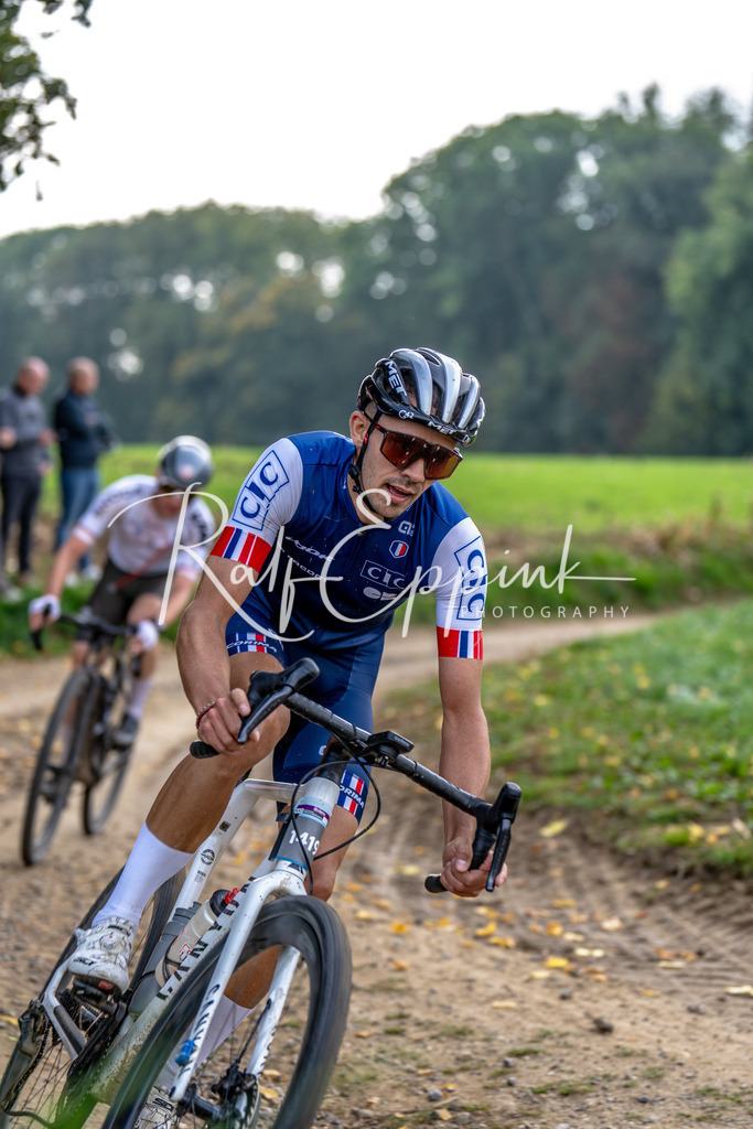 Ralf Eppink Photography 20251012_DSC02826 | Sportfotografie, Eventfotografie, Porträtfotografie, Radsport Fotograf, Triathlon Fotograf, Düsseldorf Fotograf, Köln Fotograf, Actionfotografie, Teamfotografie, Peoplefotografie, Business Portraits, Veranstaltungsfotografie, Reportagefotografie - Realisiert mit Pictrs.com