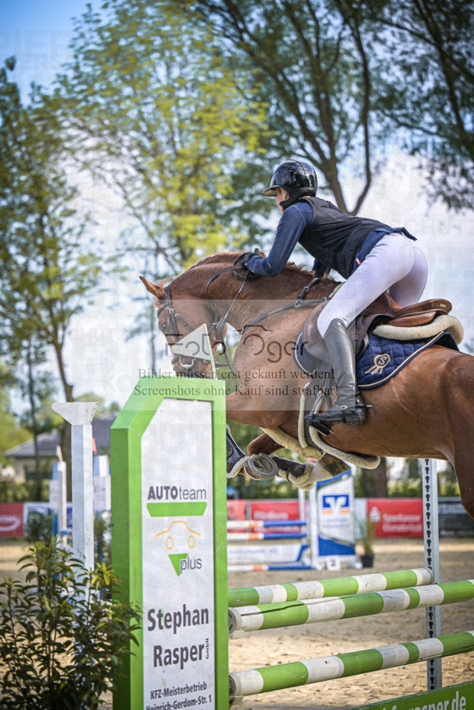 DOS_3875 | Entdecke hochwertige Reitturnierfotos von Foto Oger. Professionell, emotional und authentisch – jetzt Lieblingsmomente im Shop bestellen.Deutschlandweite Turnierfotografie. - Realisiert mit Pictrs.com