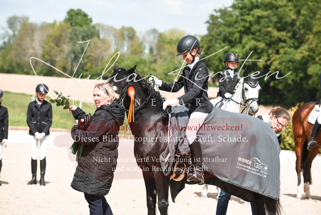 20230518_JK-Röhrsdorf-11-1004 | Pferde- und Turnierfotografie in Westsachsen. Pferdeportraits, Auftragszeichnungen und intuitive Kunst.