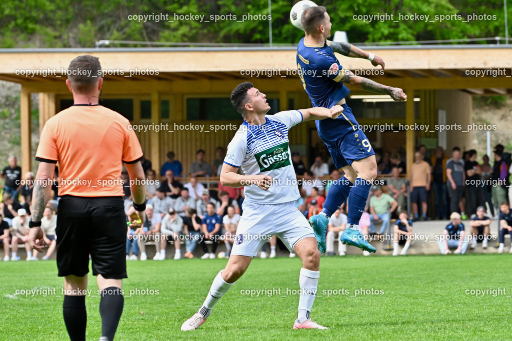 ATUS Velden vs. SV Dellach Gail | #11 Saso Kovacevic Dellach Gail, #9 Tom Zurga ATUS Velden, ATUS Velden vs. SV Dellach Gail, ATUS Velden vs. SV Dellach Gail am 03.05.2025 in Velden (Wald Arena Velden), Austria, (Photo by Bernd Stefan)