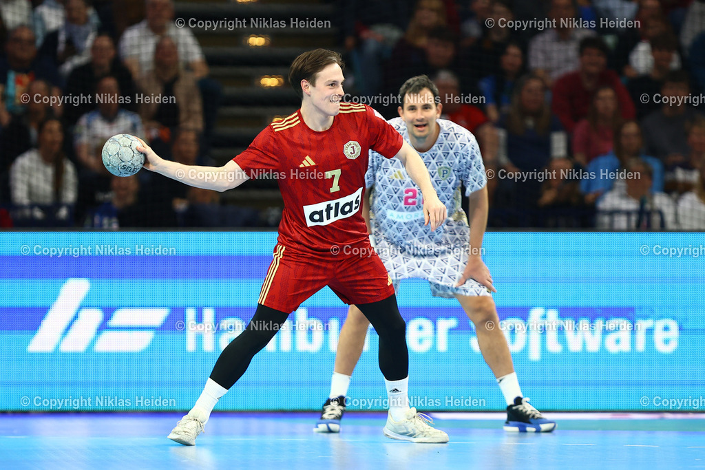 NH_TeamBitter_TeamPommes_AbschiedsspielEinsNoch_10042025 | #7 Leif Tissier (Team Bitter)Handball I Herren I Abschiedsspiel "Eins noch" I Pascal "Pommes" Hens und Johannes Bitter I 10.04.2025 I Barclays Arena