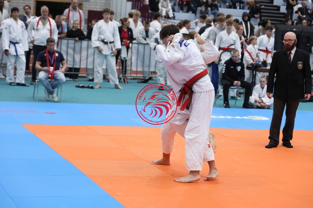 1J7A3612 | Fotos vom Adler Cup - Pictures from Adler Cup

Hier findet Ihr alle Eindrücke und großen Momente der Adler Cup Wochenenden. Here you will find all impressions and great moments of the Adler Cup weekends. - Realisiert mit Pictrs.com