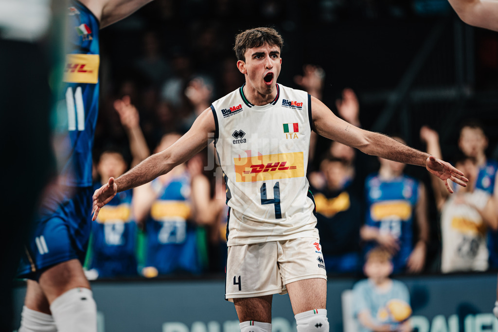 Volleyball | Männer | Testspiel | Deutschland vs. Italien | 26.05.2025 | Gabriele Laurenzano (#4, Italien) jubelt