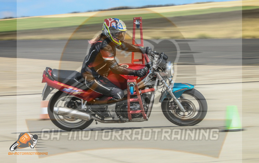 IMG_1949 | gh-motorradtraining-foto.de - Realisiert mit Pictrs.com