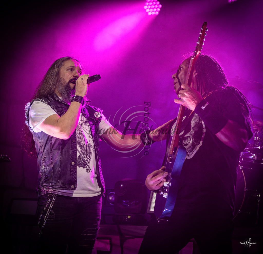 F.U.C.K Band Weibersbronn 14.11.2025 | Frank Herberich Fotografie, Frank Herberich, Fotografie, Hochzeit, Portrait, St. Peter Ording, Ording, Westerhever, Nordsee, Frank Fotografie, Hardheim,  Odenwald,Walldürn, Band,Eventfotografie - Realisiert mit Pictrs.com