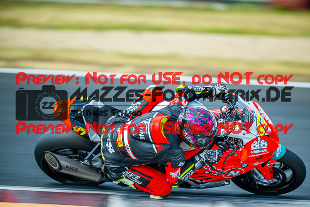 MaZZes_FotoMatrix_220626_2-388 | IDM1000