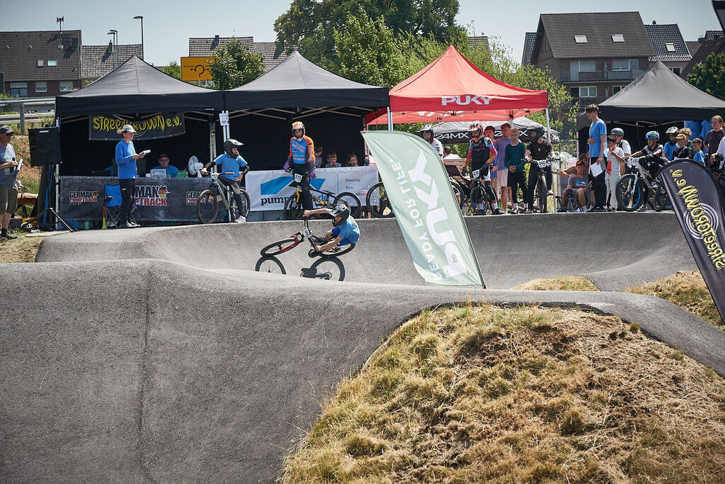 202506251-04 PM25 50@sebastiankopp | German Pumptrack Series - Realisiert mit Pictrs.com