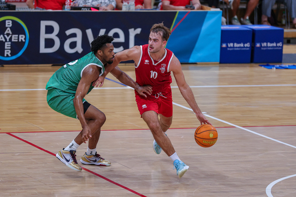 BAYER GIANTS vs VET-CONCEPT Gladiators Trier Test-58 | Fotos von Basketballspielen aus dem Raum NRW fotografiert von Gero Mueller-Laschet und Daniel Schaefer - Realisiert mit Pictrs.com