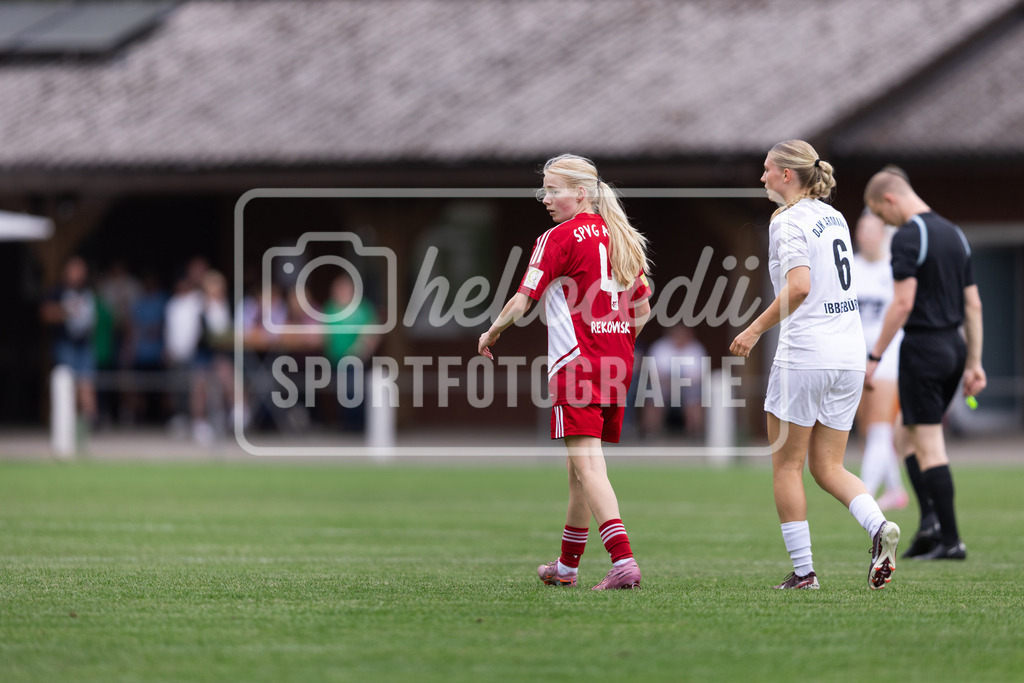 Fußball I Frauen I Testspiel I SpVg Aurich - DJK Arminia Ibbenbüren I 15415 | realhellocedii - Realisiert mit Pictrs.com
