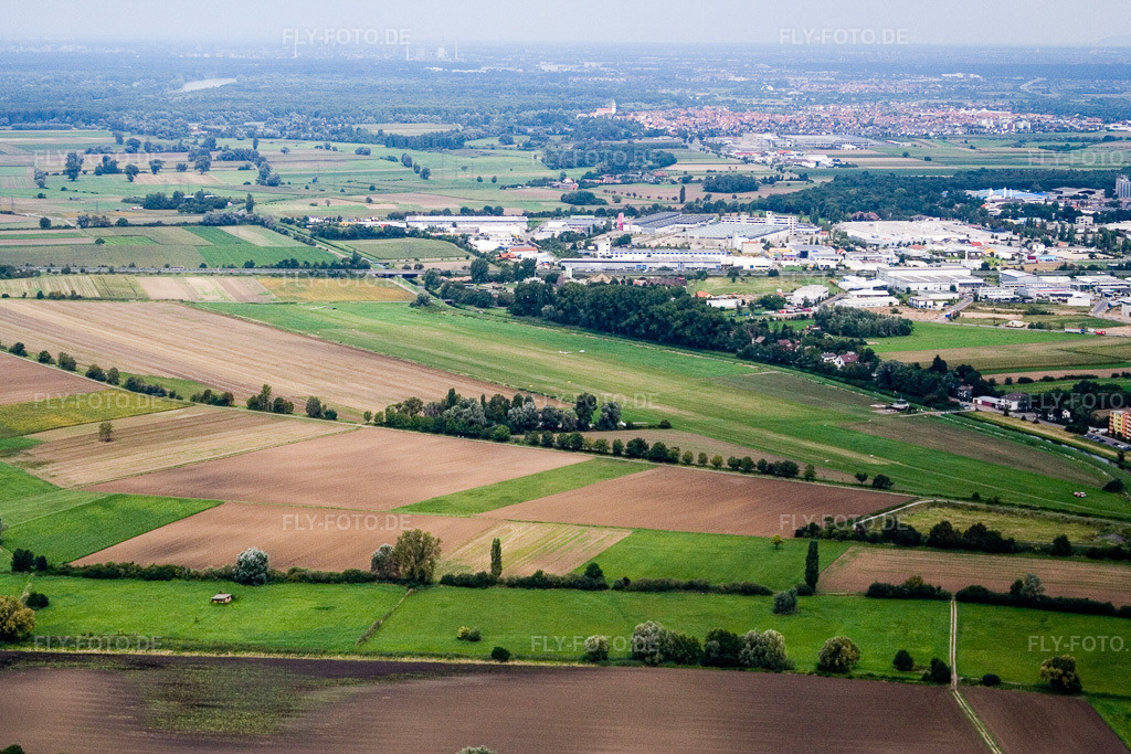 Luftbild: Hockenheim, Flugplatz in Hockenheim im Bundesland Baden-Württemberg in Deutschland. Foto: IMG_12862.jpg vom 24.08.2008 durch Werner Riehm/FLY-FOTO.de