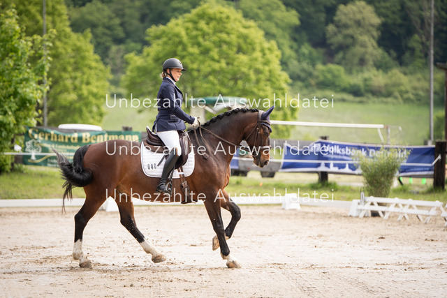 Bad_Meinberg_07887 | saradresslerfotografie - Realisiert mit Pictrs.com