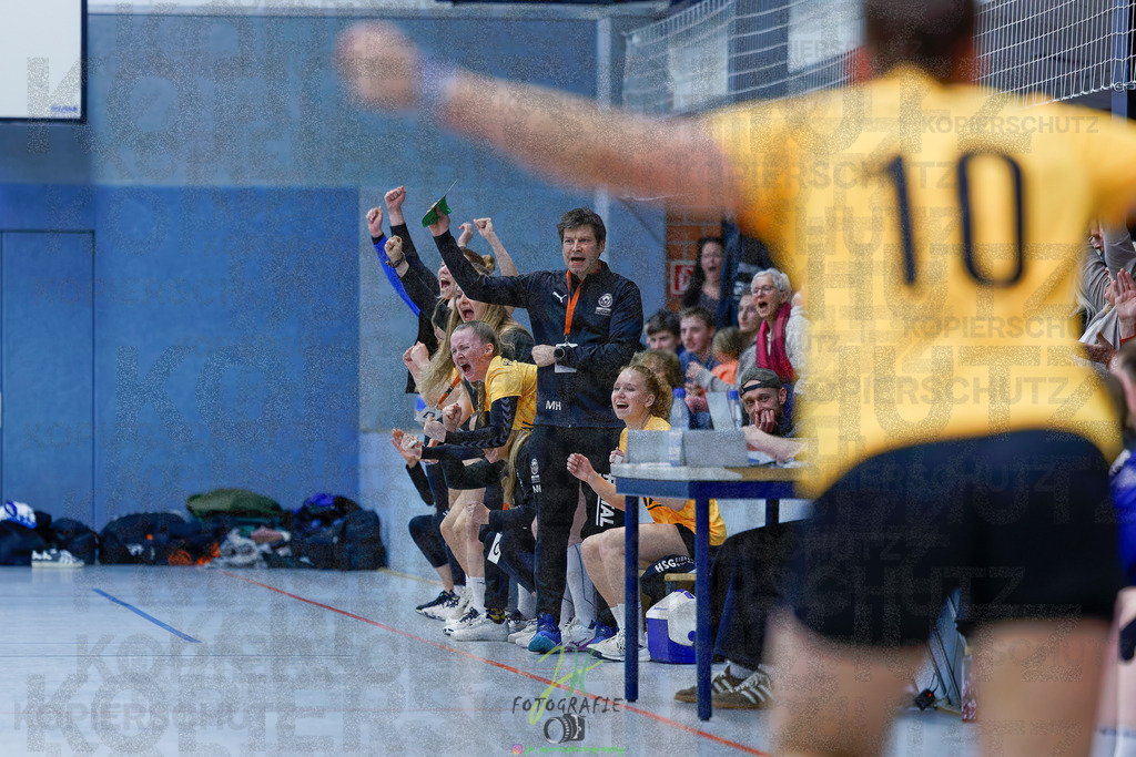 Handball Frauen Oberliga Mitte, HSG Eibelshausen/Ewersbach - HSG Lumdatal | Handball Frauen Oberliga Mitte, HSG Eibelshausen/Ewersbach - HSG Lumdatal am 21.02.2026 in Dietzhölztal-Steinbrücken (Sporthalle am Hammerweiher)Photo © 2026 - Jörg Heinrich - Realisiert mit Pictrs.com