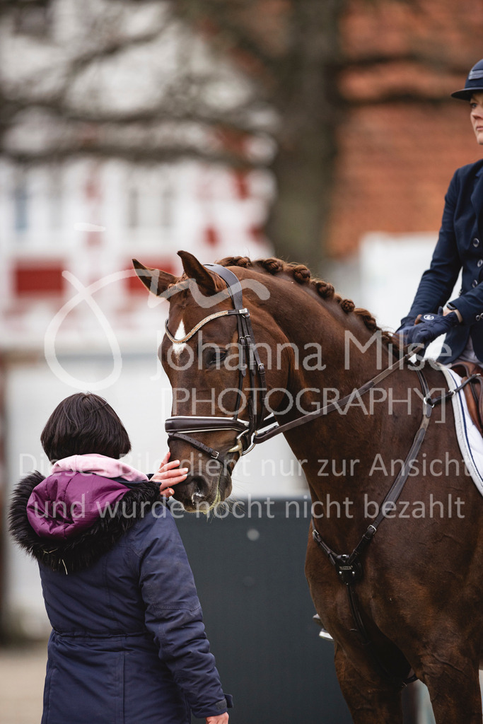240327_Fruehlingsfest_Stil-L-2-424 | Deine schönsten Turniermomente als professionelle Fotos! Entdecke hochwertige Pferdesport-Fotografie im Online-Shop. Jetzt Fotos finden & bestellen!