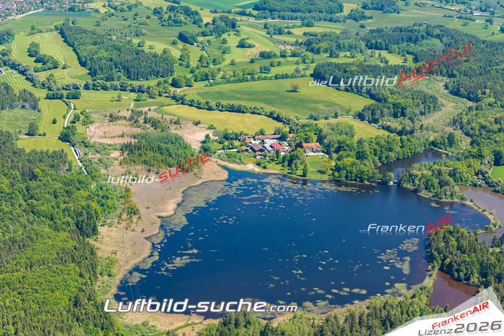 Aktuelles Luftbild von deixlfurtersee Tutzing - Die Luftaufnahme wurde 2021 mittels UL-Flugzeug erstellt ( keine Drohne ) - hochauflösende Kamera-Systeme von  Canon -Beste Qualität - Für grossformatige Ausdrucke geeignet. Die Geschenkidee !