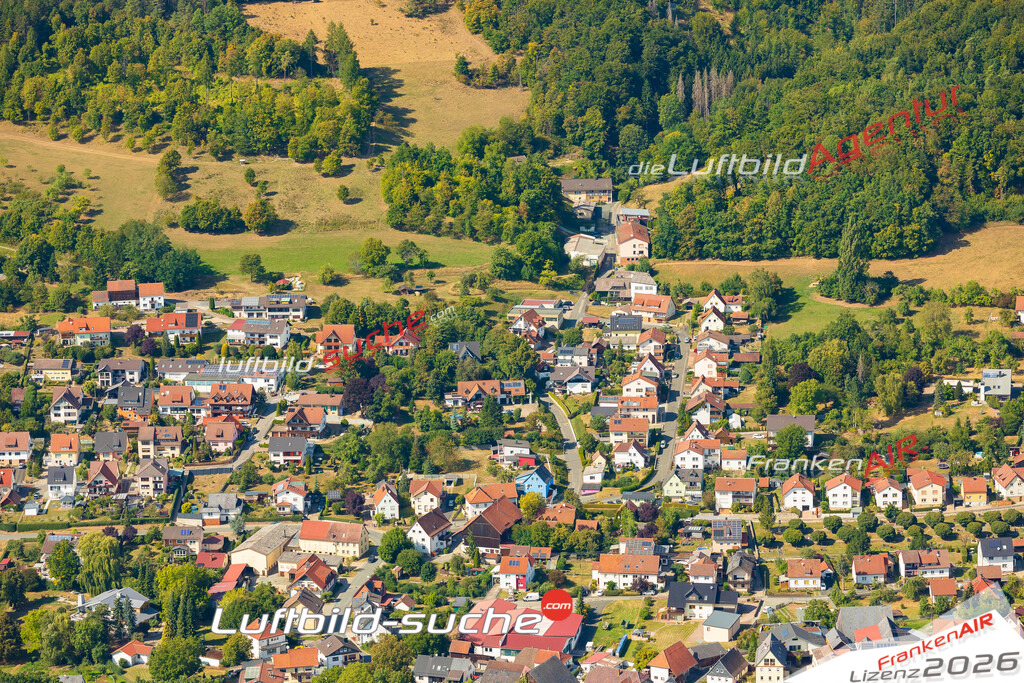 Schöne Luftaufnahme als Geschenk in Schmölz Küps - Die Luftbildaufnahme wurde 2025 vom UL-Flugzeug heraus erstellt ( keine Drohne ) - Hochauflösende Luftaufnahme -Nicht vergleichbar mit Google Maps oder Satelittenbilder- Die Geschenkidee !Mit Lizenz und Bildrechte bestellbar