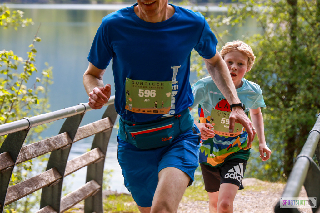 AR6_1056 | #flowmotion #schlierseelauf #junglückschlierseelauf #schliersee #halbmarathon @junglueck #sportshot_your_pictrs #yourpictrs #canondeutschland #canonsportphotography