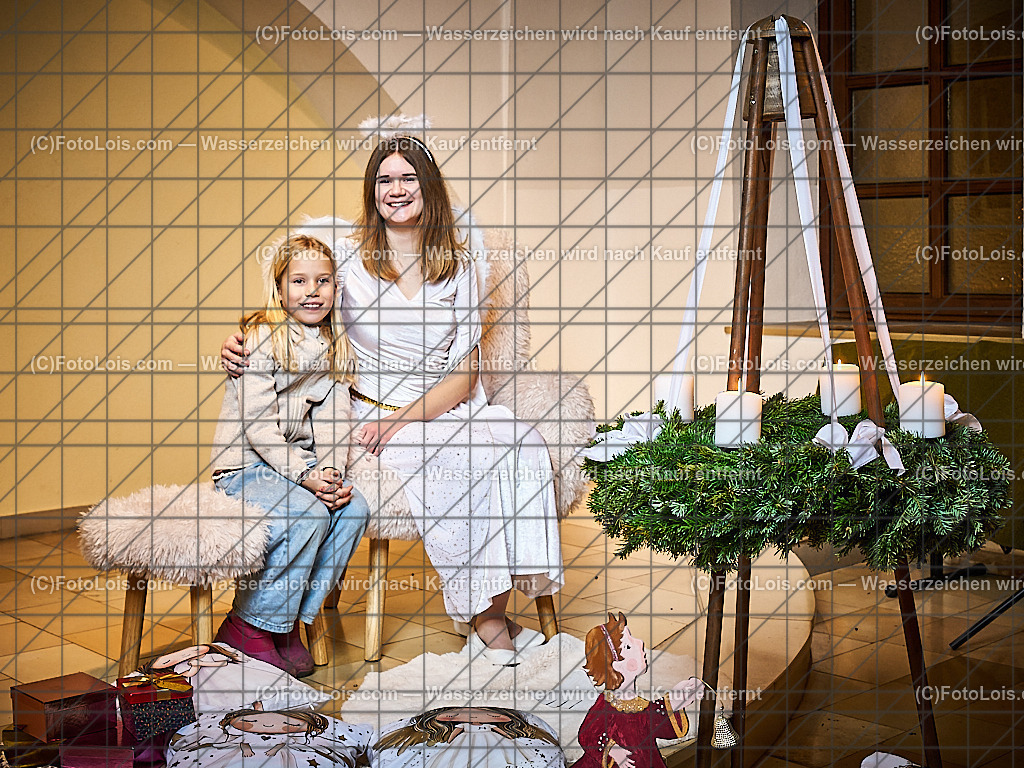 7851_Christkind_Sternenhaus | Hochzeitsfotograf mit dem Blick für´s Wesentliche, Firmung, Erstkommunion, Firmenfeiern, Sportfotoservice, Reproduktionen, Konzertfotografie, Pressefotografie, Luftbildfotografie, Innenarchitektur, Werbefotografie, Sponsoren-Livebildfotografie.