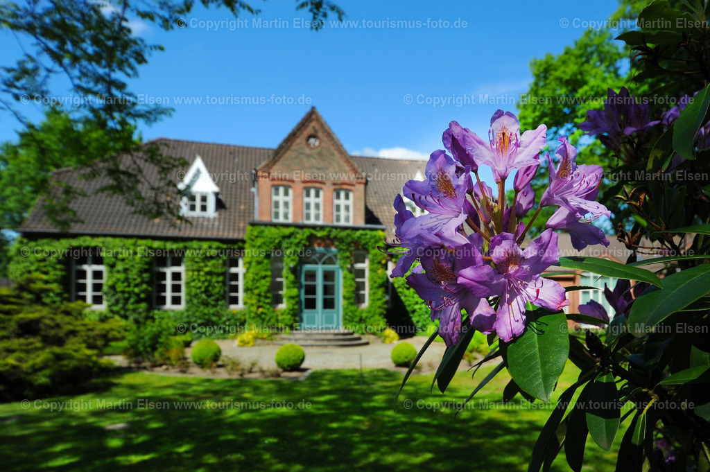 Himmelpforten_ELS_498623674a | Himmelpforten - Aufnahmedatum: 02.06.2010, Aufnahmehöhe:  m, Koordinaten:  - , Bildgröße: 4256 x  2832 Pixel - Copyright 2010 by Martin Elsen, Kontakt: Tel.: +49 157 74581206, E-Mail: info@schoenes-foto.deSchlagwörter: - Realisiert mit Pictrs.com