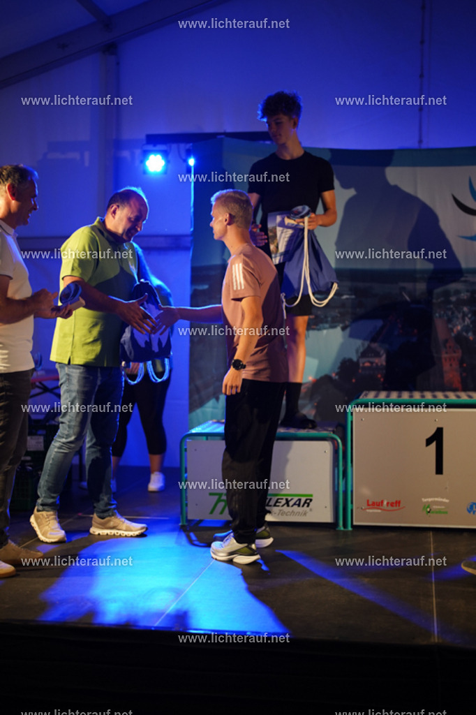 FSC00381 | Lichterlauf  - Realisiert mit Pictrs.com