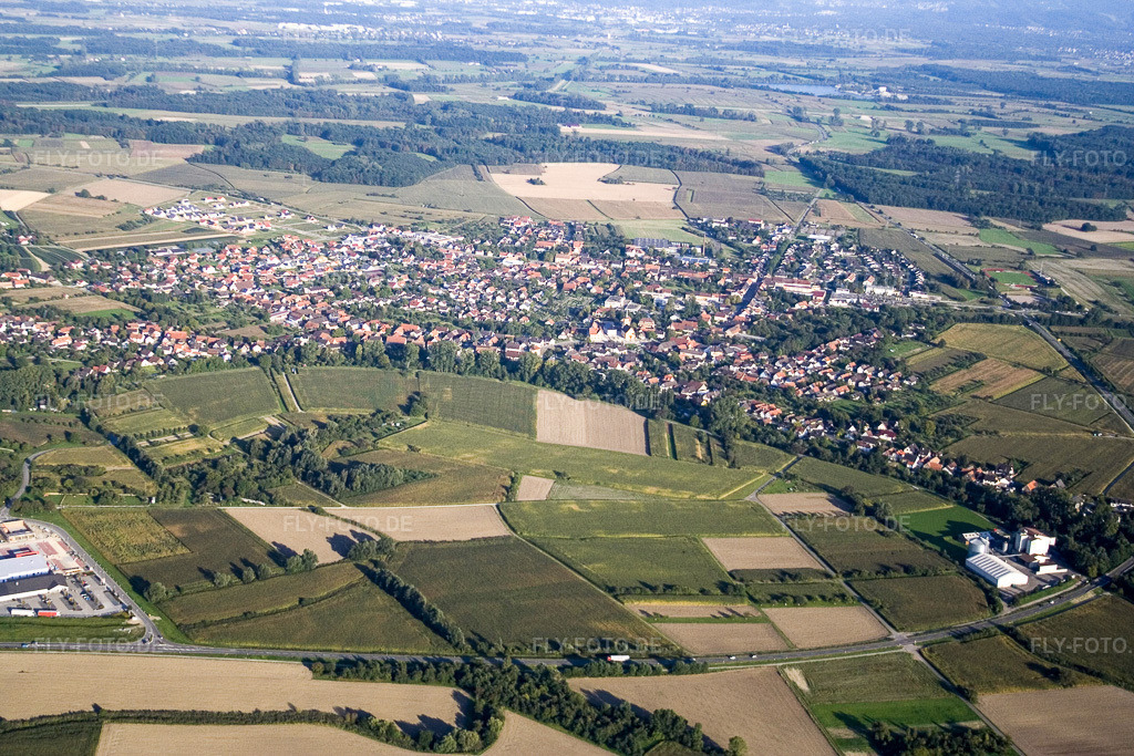 Luftbild: Ortsansicht von Westen im Ortsteil Freistett in Rheinau im Bundesland Baden-Württemberg in Deutschland. Foto: IMG_8143.jpg vom 15.09.2007 durch Werner Riehm/FLY-FOTO.de