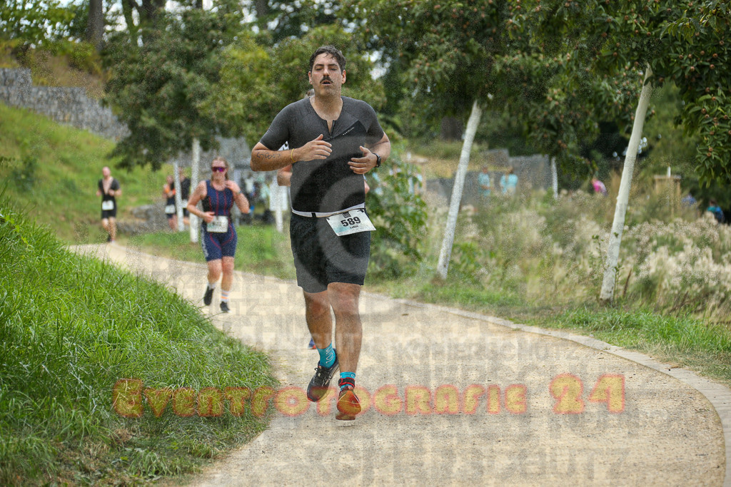 250824_1425_EX1_6125 | Sportfotografie im Rhein-Sieg Kreis, Köln, Bonn, NRW, Rheinland Pfalz, Hessen, etc. Unser Tätigkeitsfeld umfasst den Laufsport vom Volkslauf über den Marathon, Duathlon, Triathon bis zum Ultralauf wie Kölnpfad Ultra oder Schindertrail.