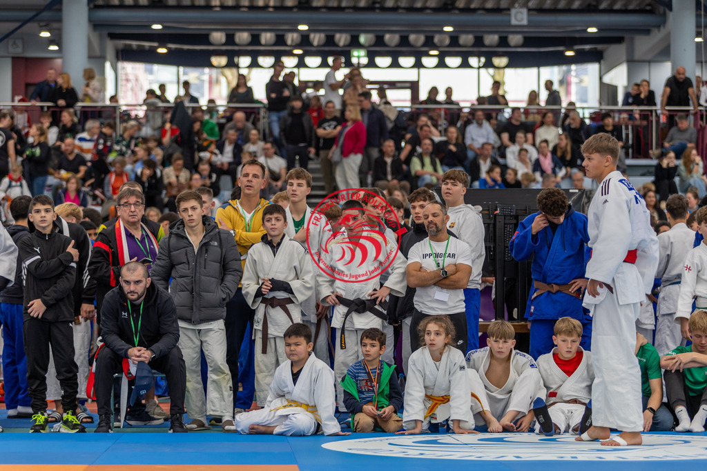 Internationaler Adler Cup 2024 | Foto vom Internationalen Adler Cup Judo Turnier im Sport- und Freizeitzentrum Kalbach im Oktober 2024 - Realisiert mit Pictrs.com