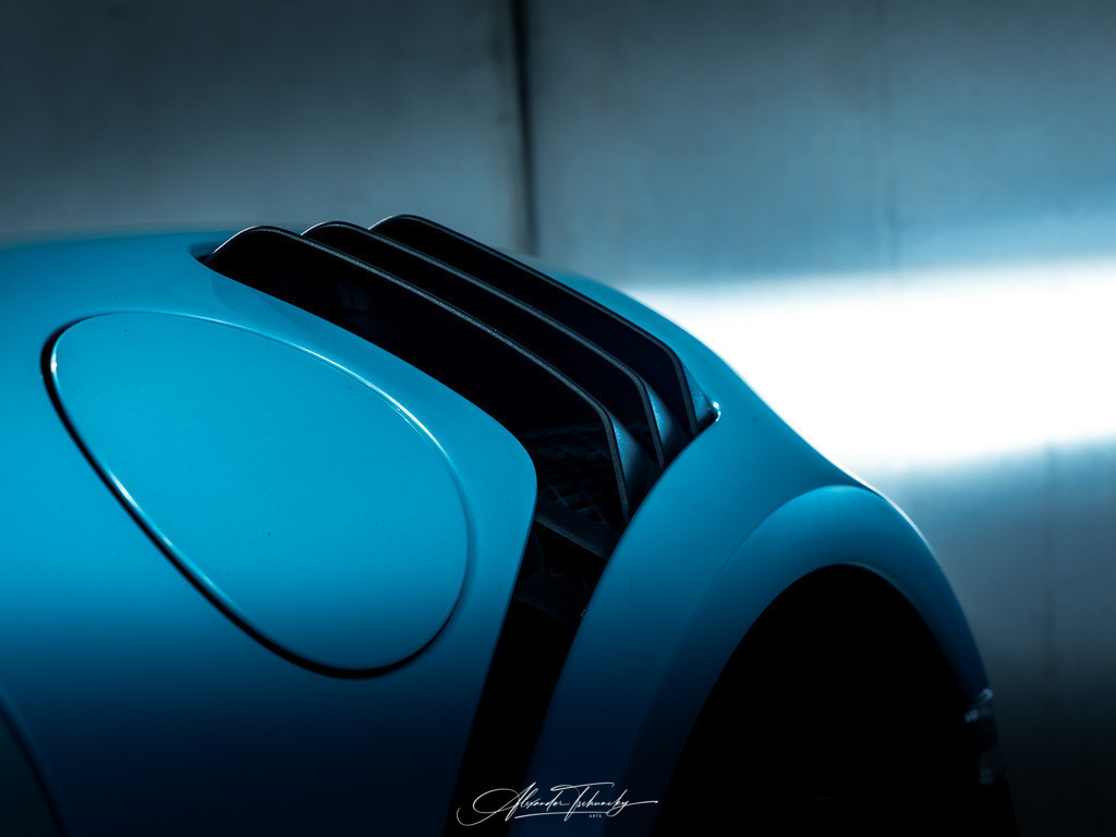 R6AT0491 _Alexander Tschuncky | Entdecken Sie die faszinierende Welt von Alexander Tschuncky Arts: Kreative Fotografie, atemberaubende Automobilkunst und hochwertiger Bilderdruck. Lassen Sie sich inspirieren! - Realisiert mit Pictrs.com