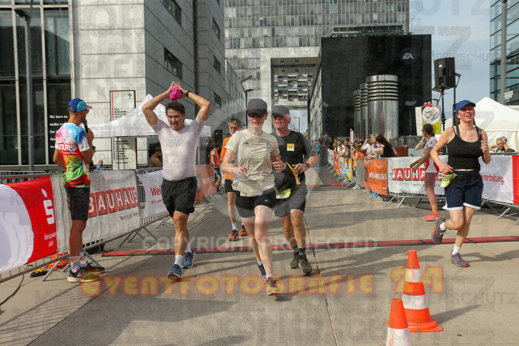 250920_1527_EX1_9519 | Sportfotografie im Rhein-Sieg Kreis, Köln, Bonn, NRW, Rheinland Pfalz, Hessen, etc. Unser Tätigkeitsfeld umfasst den Laufsport vom Volkslauf über den Marathon, Duathlon, Triathon bis zum Ultralauf wie Kölnpfad Ultra oder Schindertrail.