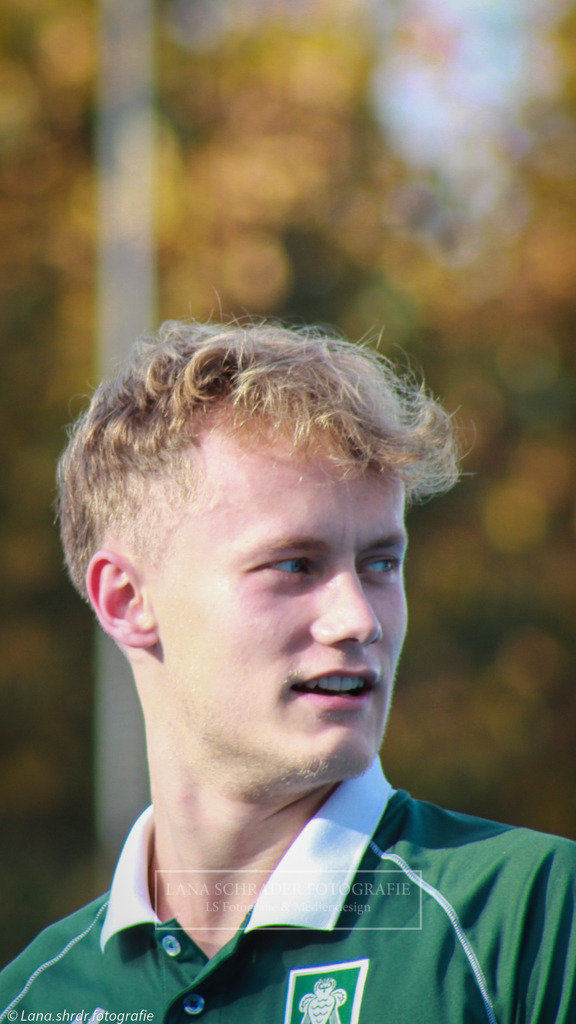 DM22 HALBFINALE RWK-HTCU 22.10.22-11 | lanaschraderfotografie - Realisiert mit Pictrs.com