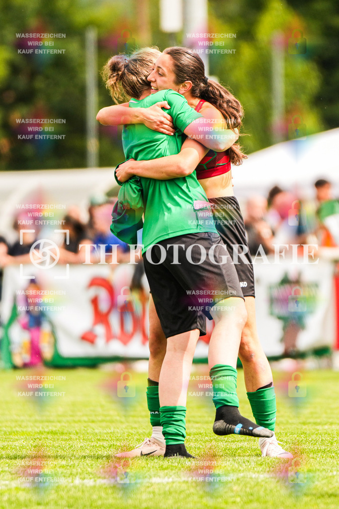 GER, FC Hauingen - SV Waldhaus, Frauen-Fussball, Rothaus Bezirkpokal, Finale, Saison 2024/2025, 29.05.2025 | GER, FC Hauingen - SV Waldhaus, Frauen-Fussball, Rothaus Bezirkpokal, Finale, Saison 2024/2025, 29.05.2025Foto: TH Fotografie/Alessio Bosco