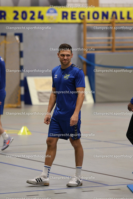 Fußball I Herren I Saison 2025-2026 I Hallenmasters Schleswig-Holstein 009 | Herzlich willkommen in meiner Fotogalerie für Sportmannschaften. Schau gerne mal rein, vielleicht ist Dein Team ja auch dabei! Falls nicht, schreib mir und wir ändern das! :)  - Realisiert mit Pictrs.com