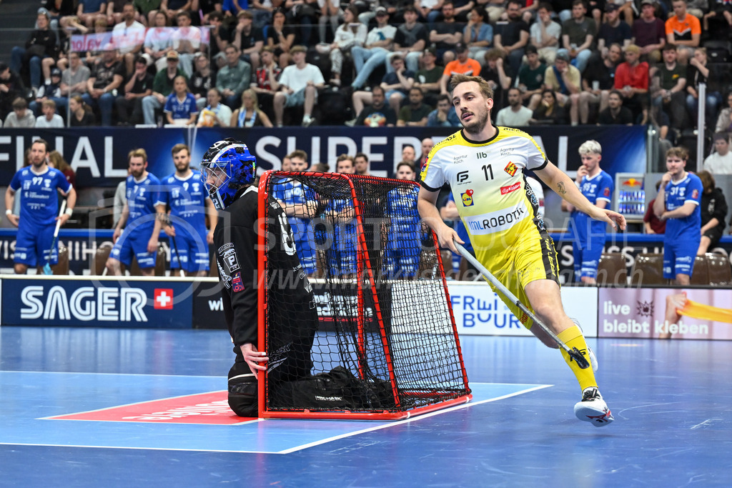 Zug United - HC Rychenberg - 25. April 2026 | Manuel Maurer (#11 HC Rychenberg Winterthur) am L-UPL Superfinal-Spiel zwischen Zug United und HC Rychenberg am 25. April 2026 in der BCF Arena, Fribourg, Schweiz.Bild: Sportfotografie Markus Aeschimann | www.markus-aeschimann.ch - Realisiert mit Pictrs.com