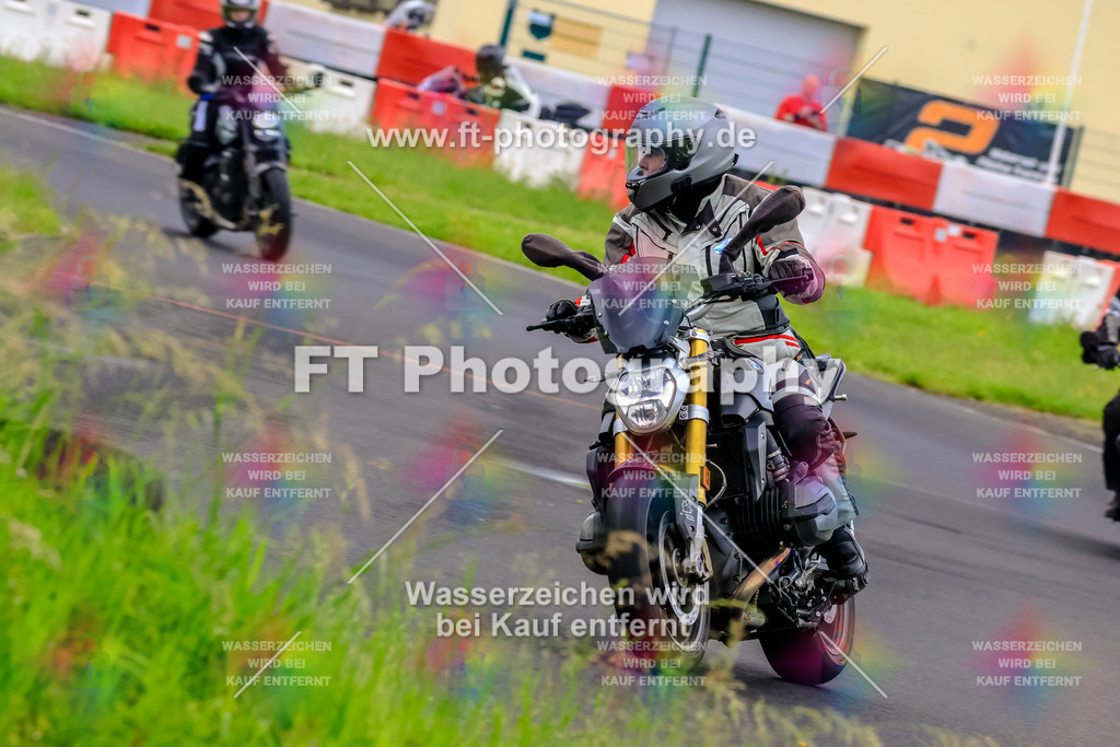 VBK-6855 | Hier findet Ihr Bilder von Touristenfahrten auf der Nürburgring Nordschleife oder von anderen Veranstaltungen die ich besucht habe. Viel Spass beim Durch Schauen 