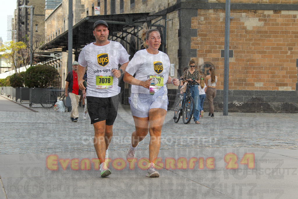 250920_1335_EV4_6142 | Sportfotografie im Rhein-Sieg Kreis, Köln, Bonn, NRW, Rheinland Pfalz, Hessen, etc. Unser Tätigkeitsfeld umfasst den Laufsport vom Volkslauf über den Marathon, Duathlon, Triathon bis zum Ultralauf wie Kölnpfad Ultra oder Schindertrail.