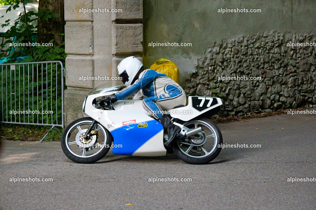 P1015451 | Erleben Sie atemberaubende, hochqualitative Fotos Ihrer Fahrt entlang der malerischen Alpenstraßen. Besuchen Sie alpineshots.com, um professionelle Aufnahmen Ihrer unvergesslichen Reise zu finden und zu kaufen - Realisiert mit Pictrs.com