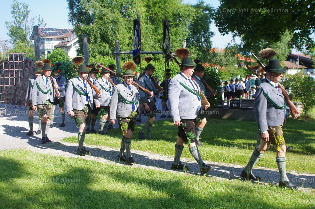 IMGP2834 | fotografiert von Axel PollmannLeonhardi Wallfahrt Benediktbeuern und Murnau, Fronleichnam, Fasching, Landschaft im Loisachtal und Benediktbeuern  - Realisiert mit Pictrs.com