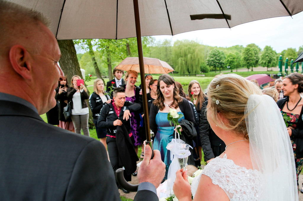 top-top.de Hochzeiten099 | Foto, Video, Fotografie, Videografie, Fotobox, DJ, Discjockey, Musik, Musikbox, Veranstaltung, Photobooth, Amazon, Ebay, Buchtipp, Bestseller, Autor, Verlag, Buch, Wesel, Hamminkeln, NRW, Dinslaken, Rees, Drohne, Hochzeit, Party, Fotobox, Wesel, Fotograf