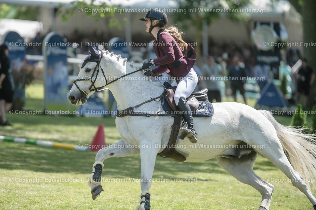 20230528_Jump-and-Drive_0137 | equistock