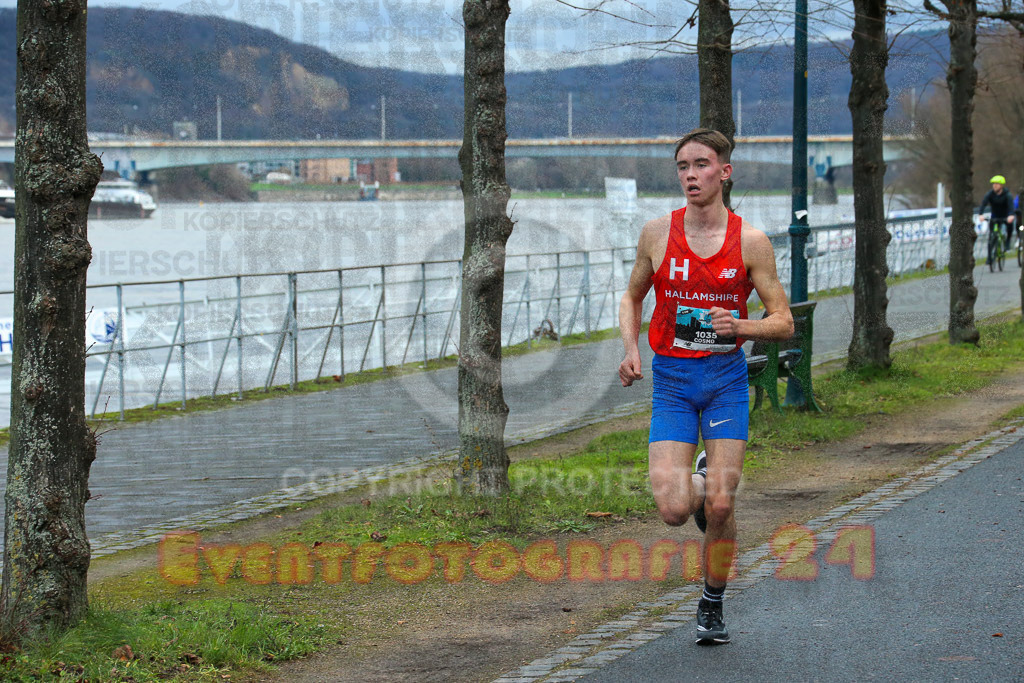 221231_1017_EX1_6530 | Sportfotografie im Rhein-Sieg Kreis, Köln, Bonn, NRW, Rheinland Pfalz, Hessen, etc. Unser Tätigkeitsfeld umfasst den Laufsport vom Volkslauf über den Marathon, Duathlon, Triathon bis zum Ultralauf wie Kölnpfad Ultra oder Schindertrail.