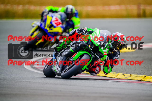 MaZZes_FotoMatrix_240727_6007705_1141 | STK