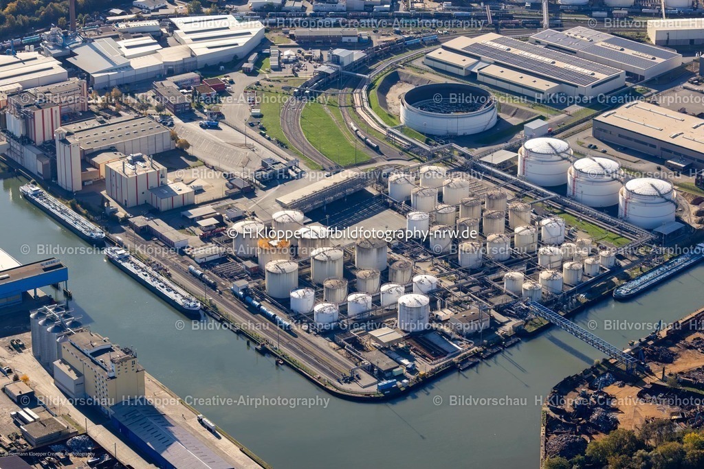Luftbild Gelsenkirchen Stadthafen-6736 | Luftbildfotografie  Luftbildfotografie Kai und Hafenbecken des Binnenhafen " Stadthafen Gelsenkirchen " in Gelsenkirchen - Realisiert mit Pictrs.com