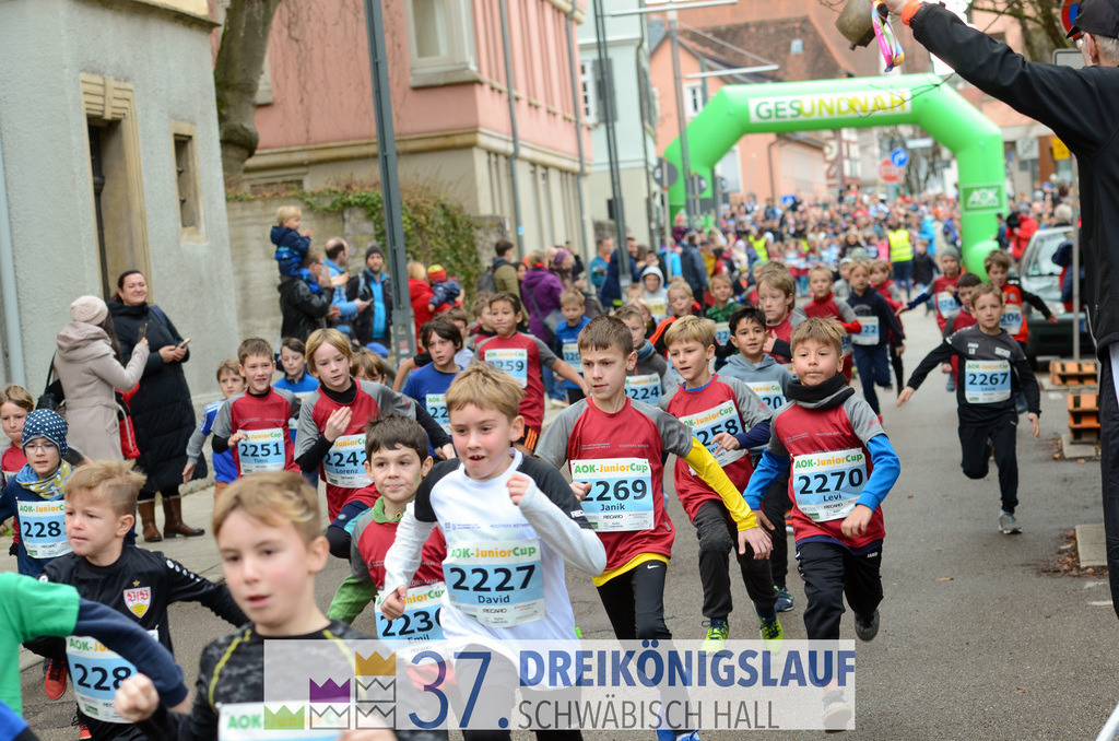 AOK JuniorCup 400m | 3Koenigslauf 2023 - Realisiert mit Pictrs.com
