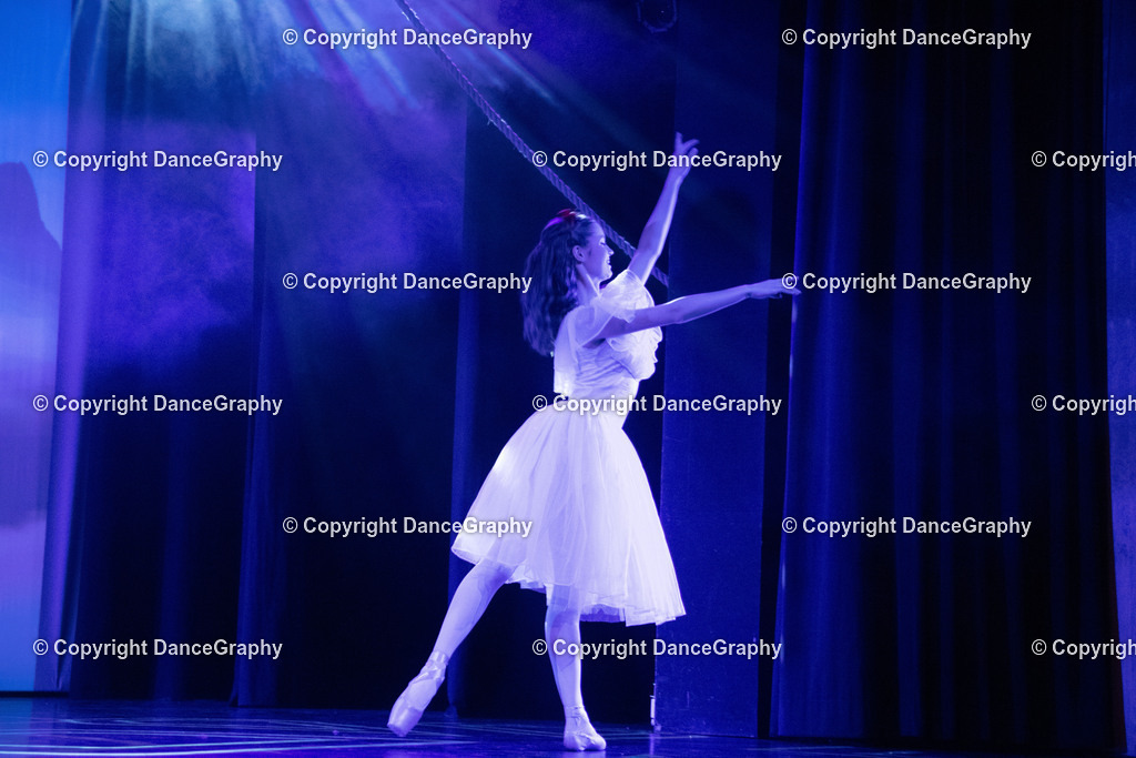 GPHY2573 | DanceGraphy - Realisiert mit Pictrs.com