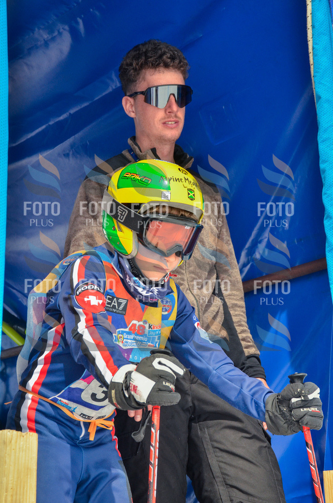 _ELE8277 | holidayphoto