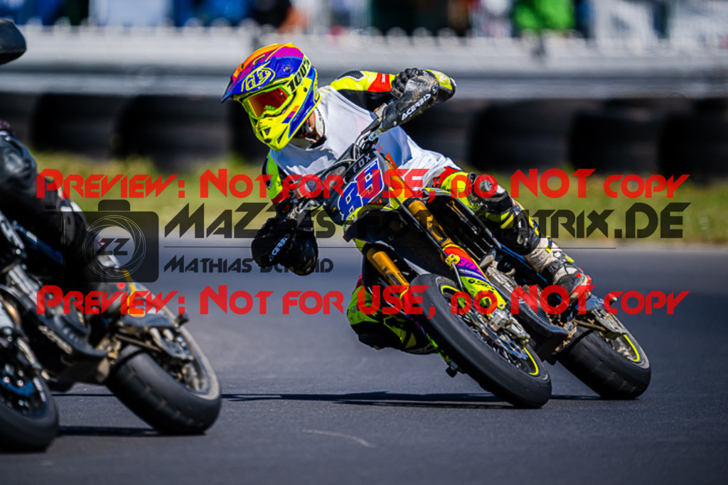 MaZZes_FotoMatrix_220703_8585 | S3