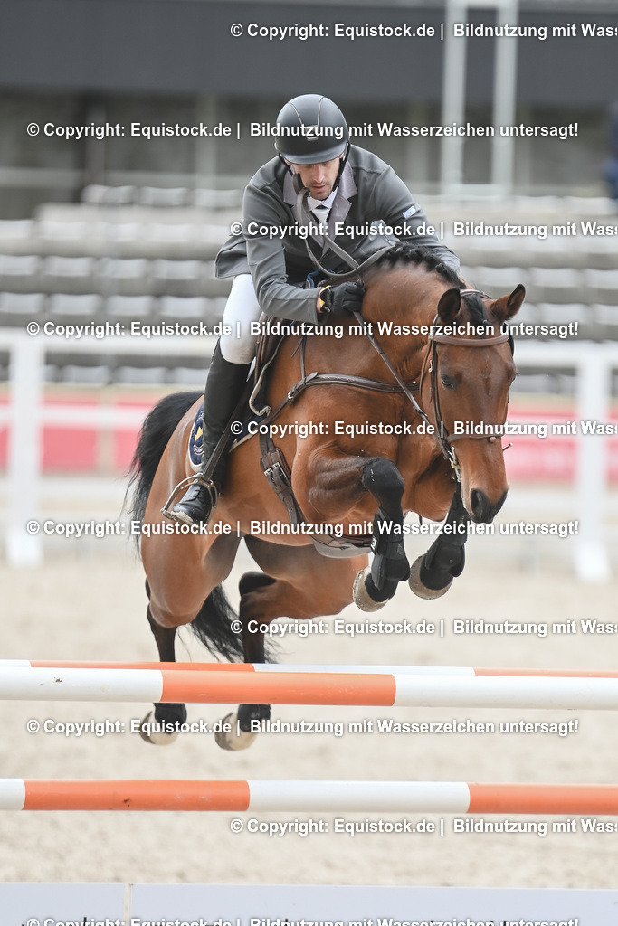 20230514_CCI4_Springen_0135 | equistock