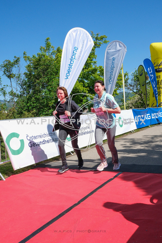 ..... | LINZ,AUSTRIA,27.April 24, Int. 3 Brückenlauf Linz  , Image shows: Photo: WAPICS / Michael ring