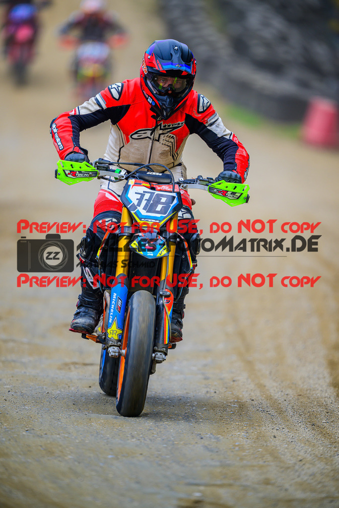 MaZZes_Fotomatrix_20251011_6007705_4420 | S4