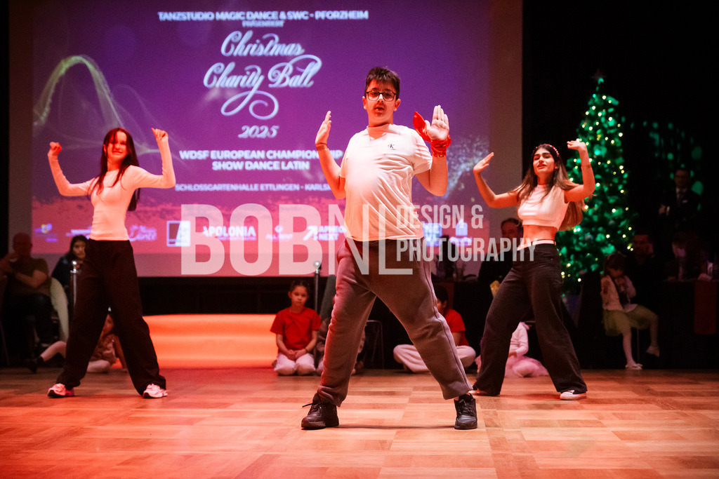 EM Showdance | Ettlingen - 20.12.2025: EM Showdance in Ettlingen (Schlossgartenhalle), Germany. Photo by: BobNL design &amp; photography - Realisiert mit Pictrs.com