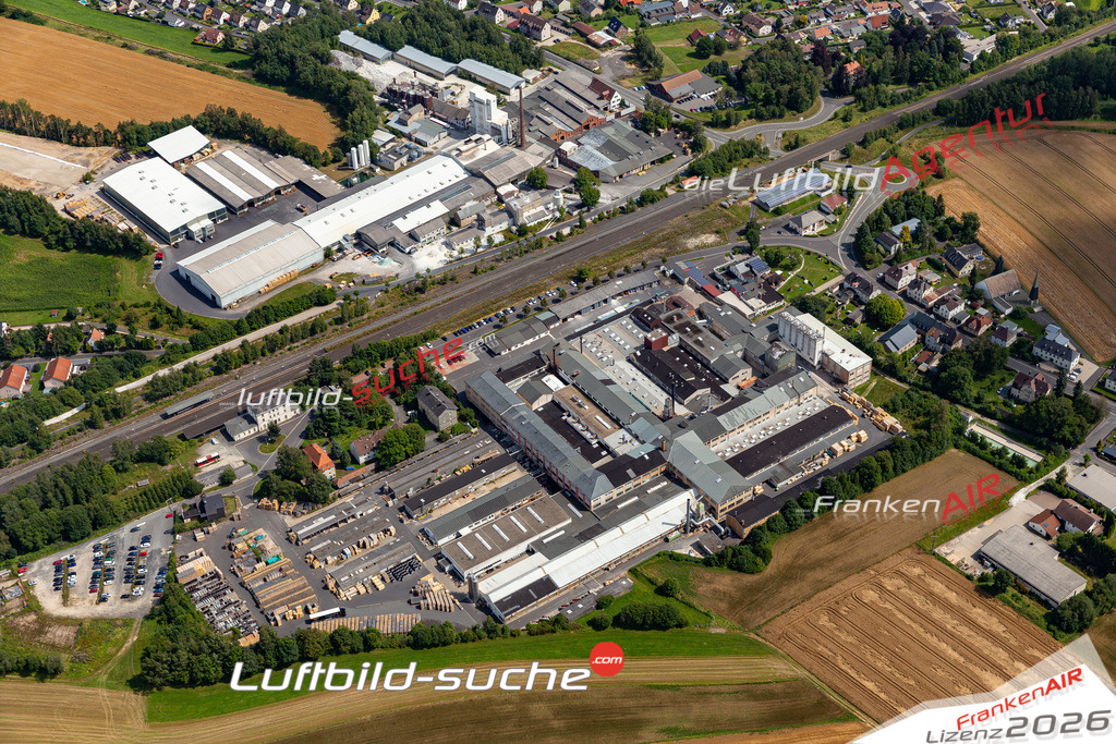 Aktuelles Luftbild von Holenbrunn Wunsiedel Kauf mit Lizenz / Bildrechten möglich- Die Luftaufnahme wurde 2021 mittels UL-Flugzeug erstellt ( keine Drohne ) - hochauflösende Kamera-Systeme von  Canon -Beste Qualität - Für grossformatige Ausdrucke geeignet. Die Geschenkidee !